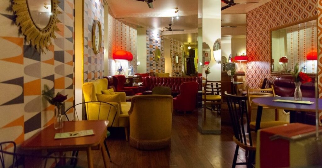Lolina Vintage Cafe