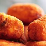 Ingredientes-para-cocinar-croquetas-de-pollo-asado