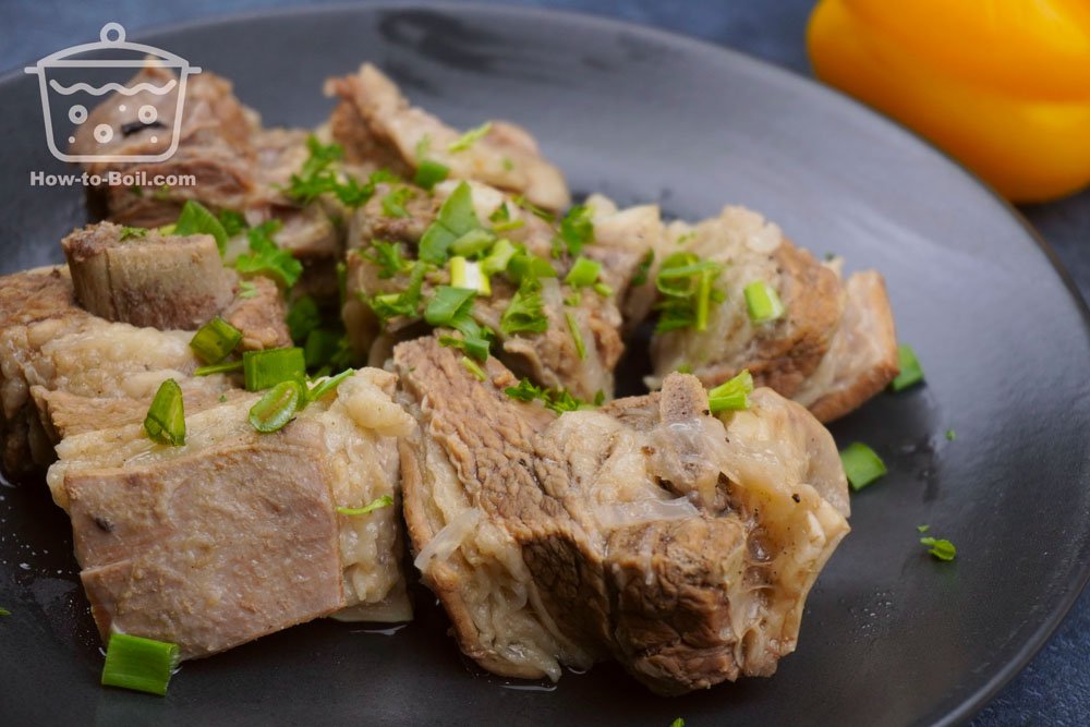 costillas de res hervidas