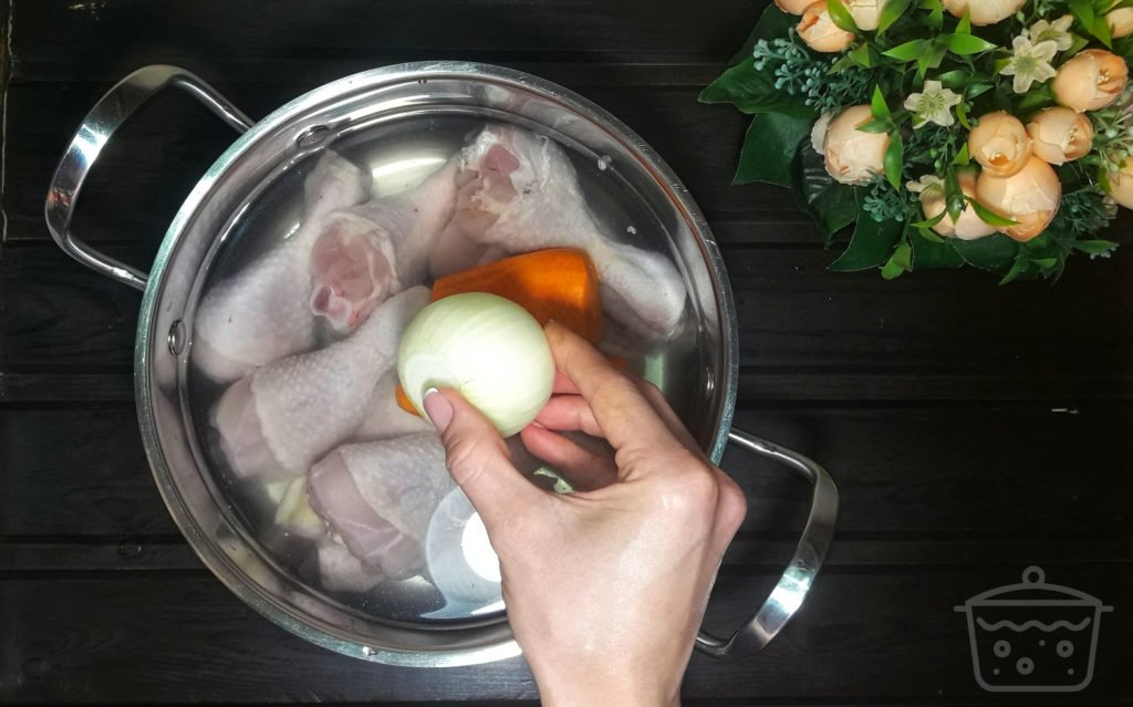 cebolla con patas de pollo