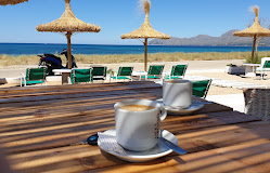 Imagen Moomba bech cafe