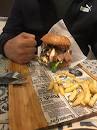 Fotografía de Bunkish Burguer and Kumrubar